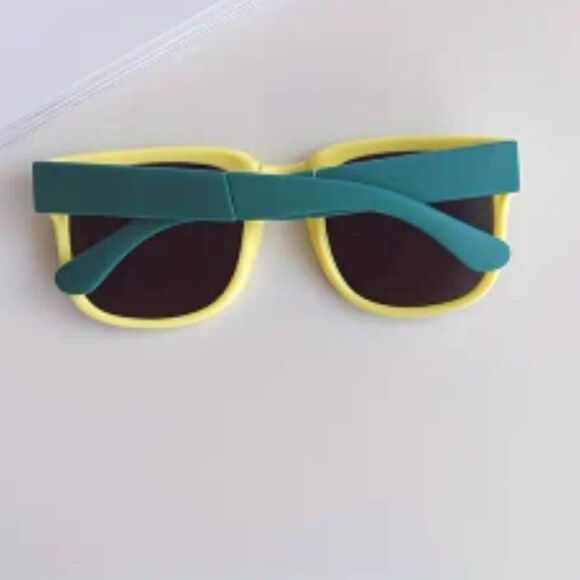 Unisex folding color block sunglassess - Picture 2 of 5